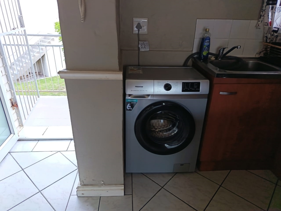 1 Bedroom Property for Sale in Humewood Eastern Cape